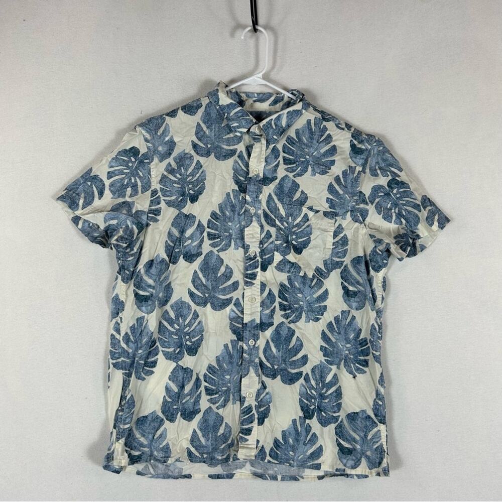 American Eagle Hawaiian Shirt Men’s L Large Blue Monstera Leaves Cotton Light